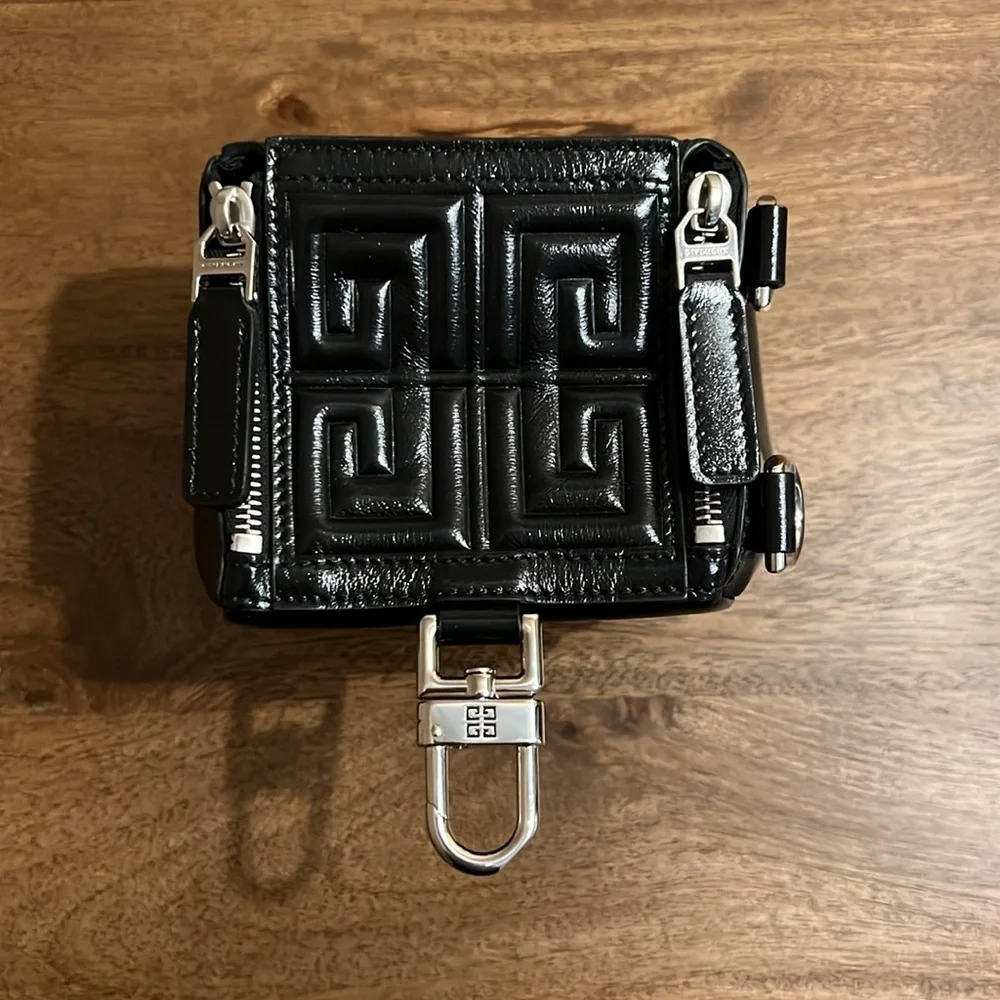 Authentic Givenchy Compact Wallet - Picture 2 of 13